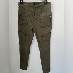 Hot kiss cargo skinny jeans